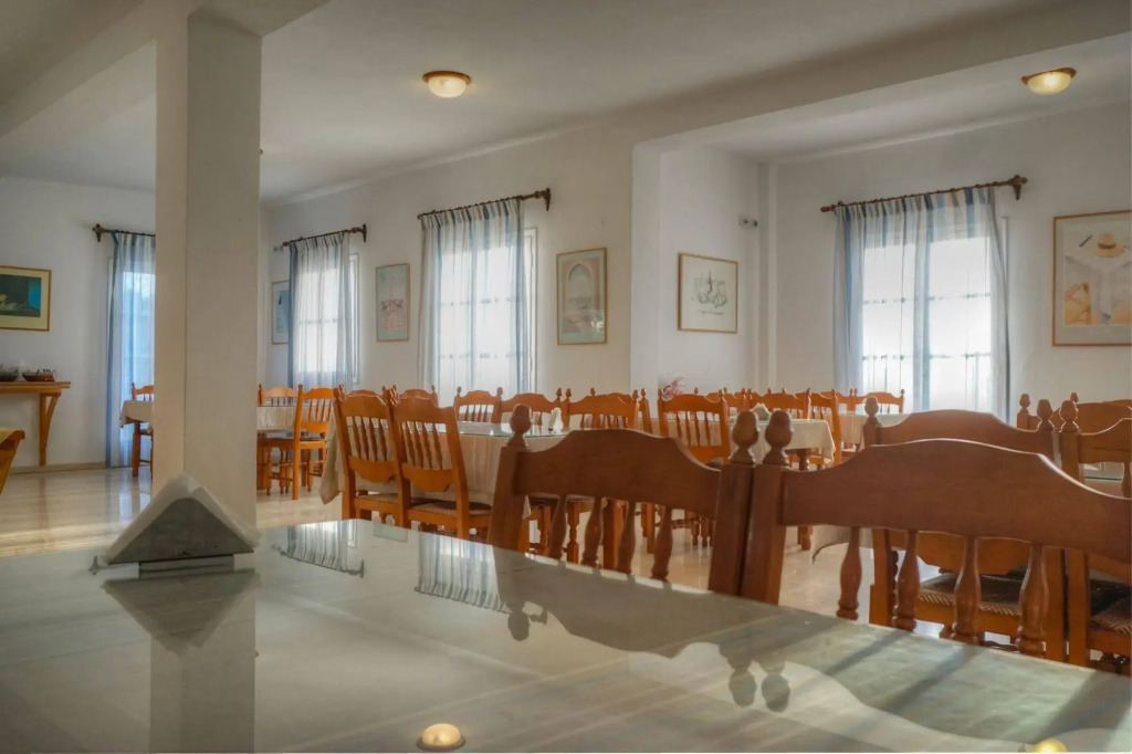 Alexandra Hotel
