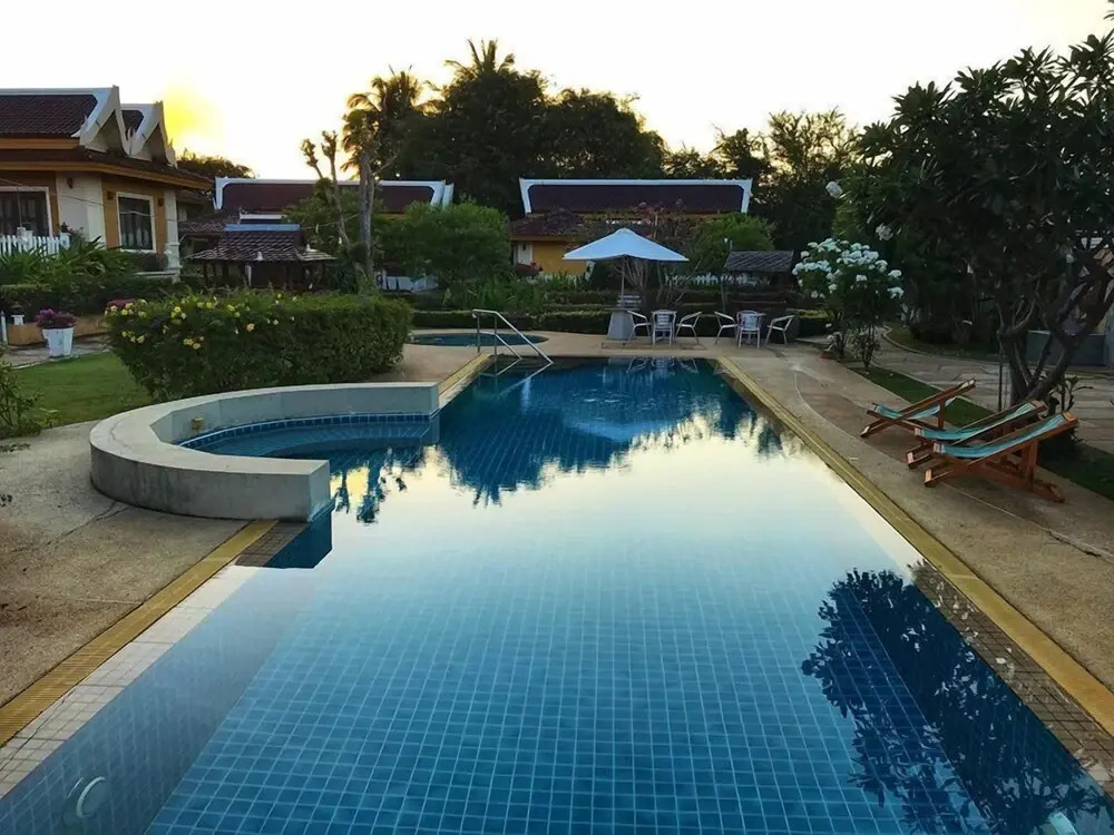 Khao Tao lake and beach villas Hua Hin