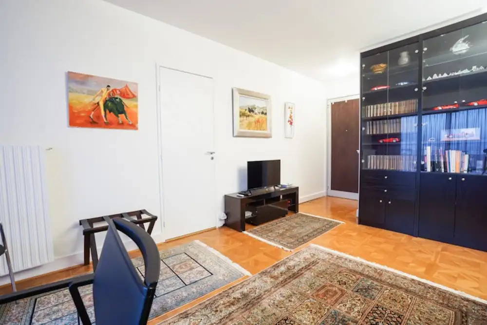 Charming Apartment Near Montparnasse
