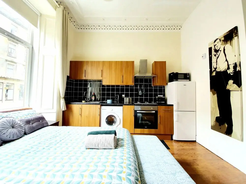 Modern Studio In The Heart Of City