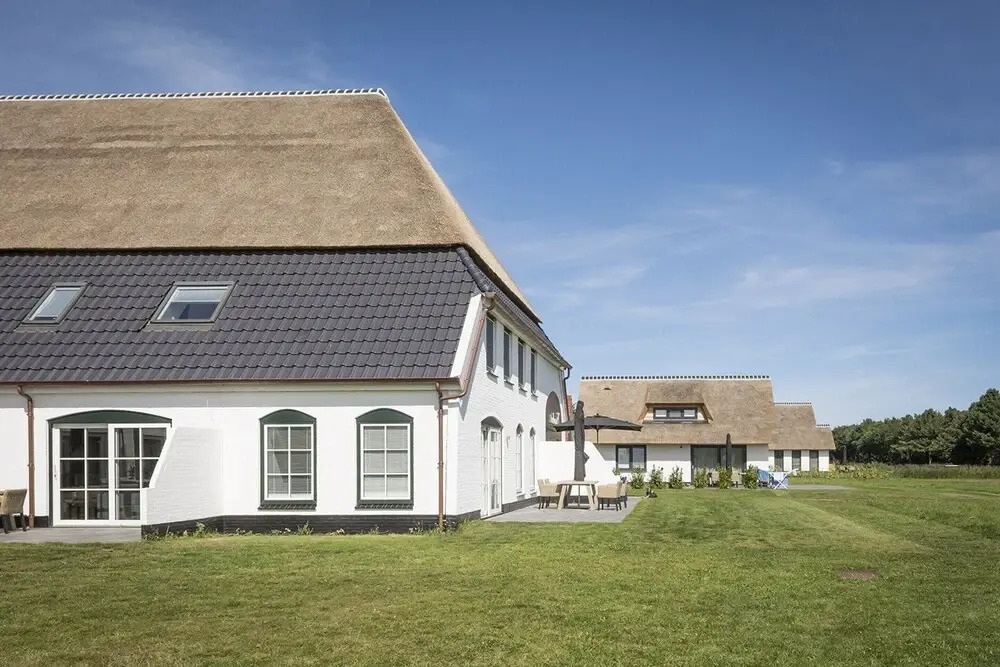 Farmhouse in De Cocksdorp near Beach