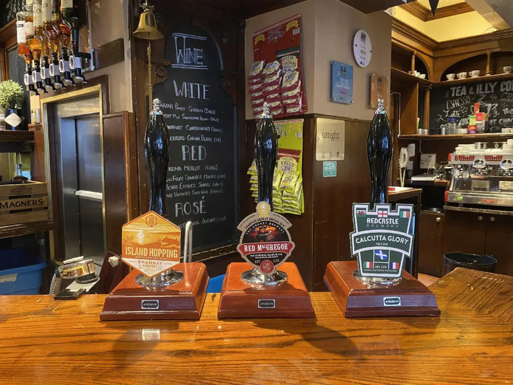 The Globe Inn