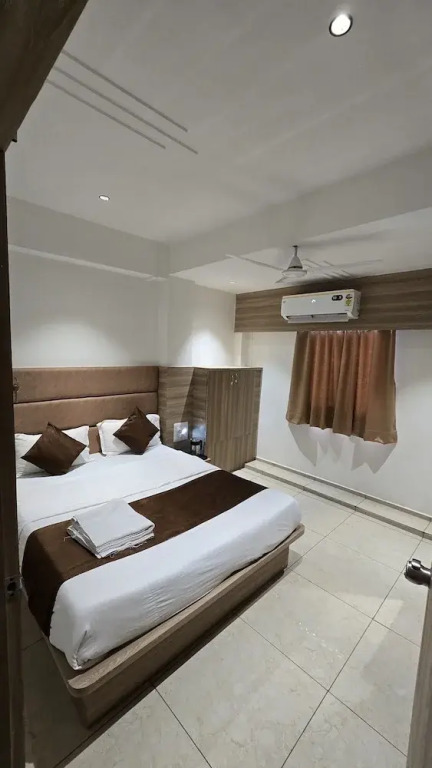 Gokul Guest House