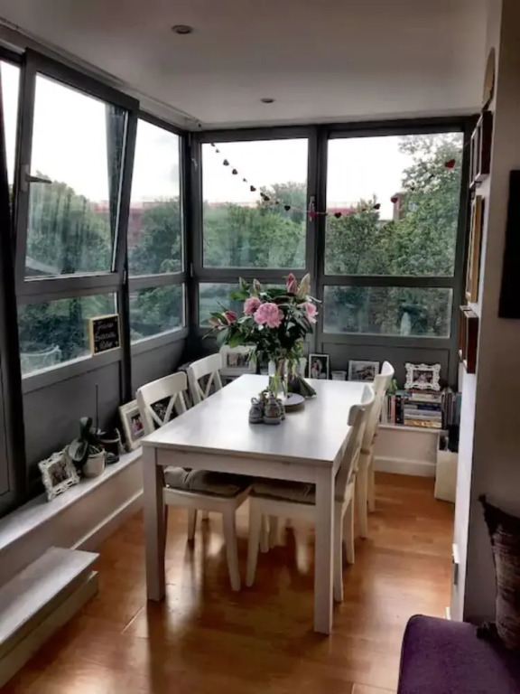 Large 1 Bedroom Flat Near Brixton