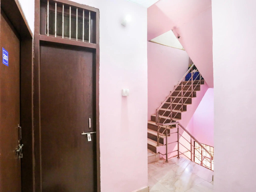 OYO 67219 Star Residency