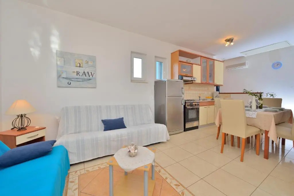 Sara Apartments