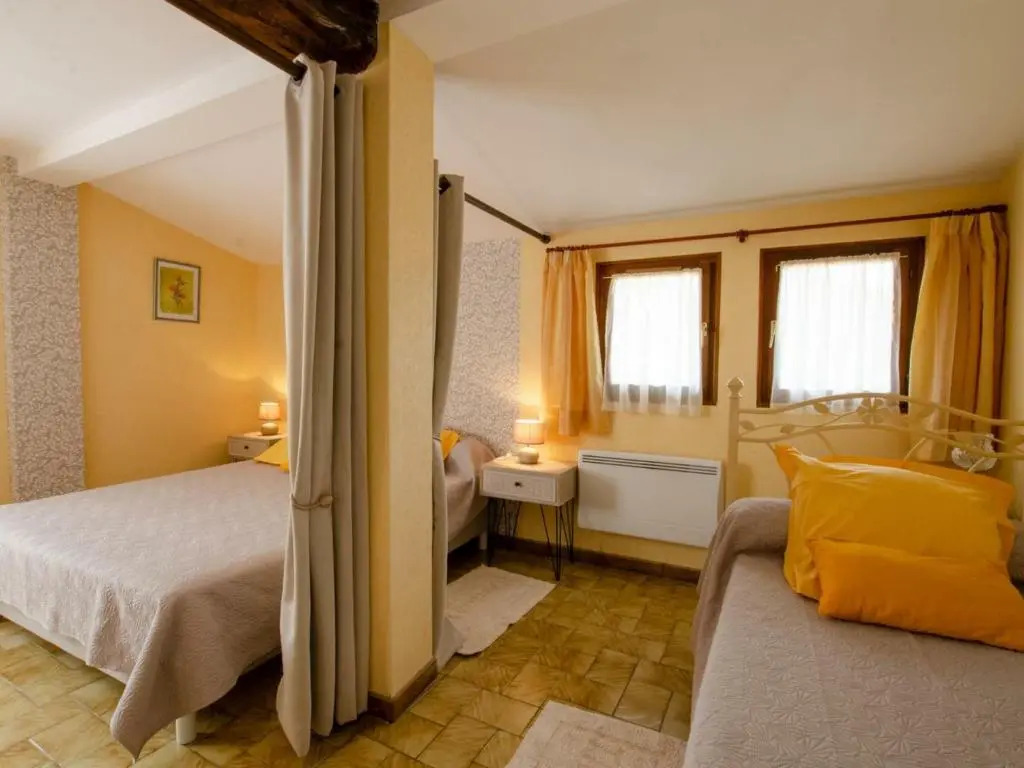 Gîte Saint-Parres-aux-Tertres, 3 pièces, 6 personnes - FR-1-543-202