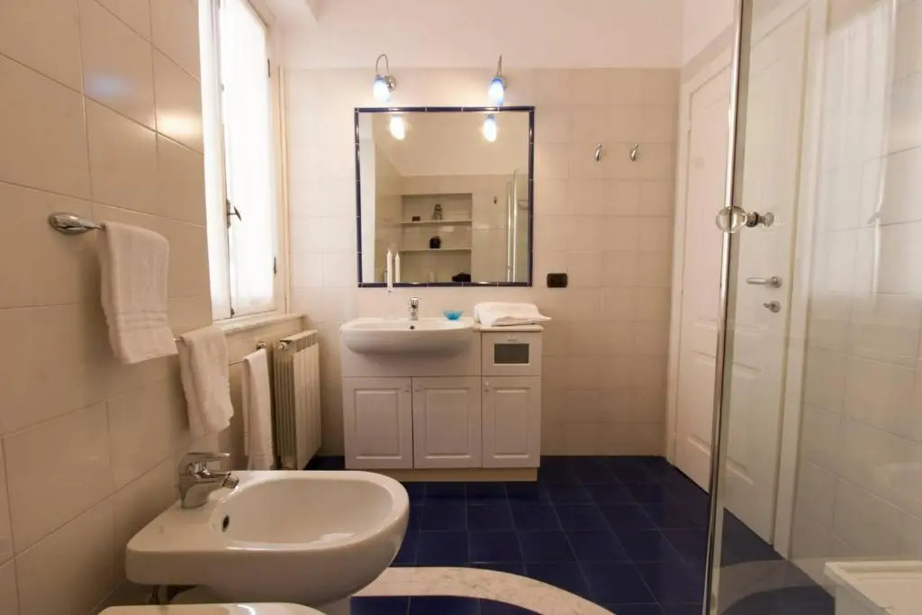 ALTIDO Warm Flat for 4, Located in Quiet Area