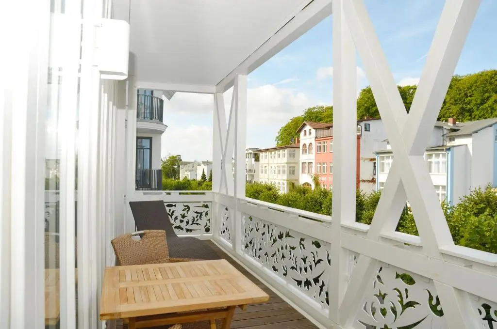 Villa Johanna in Sellin - WG 12 mit Kamin und zwei Balkonen