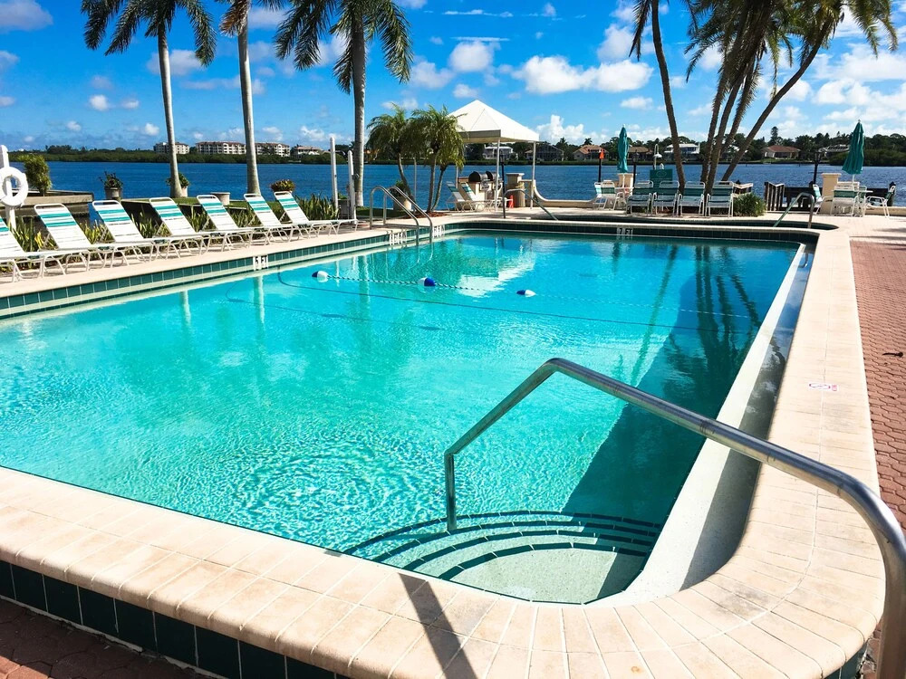 5960 Midnight Pass Road Condo Unit #311 2 Bedrooms 2 Bathrooms Condo