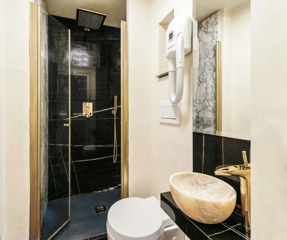 Rivière Private Rooms Alla Scala