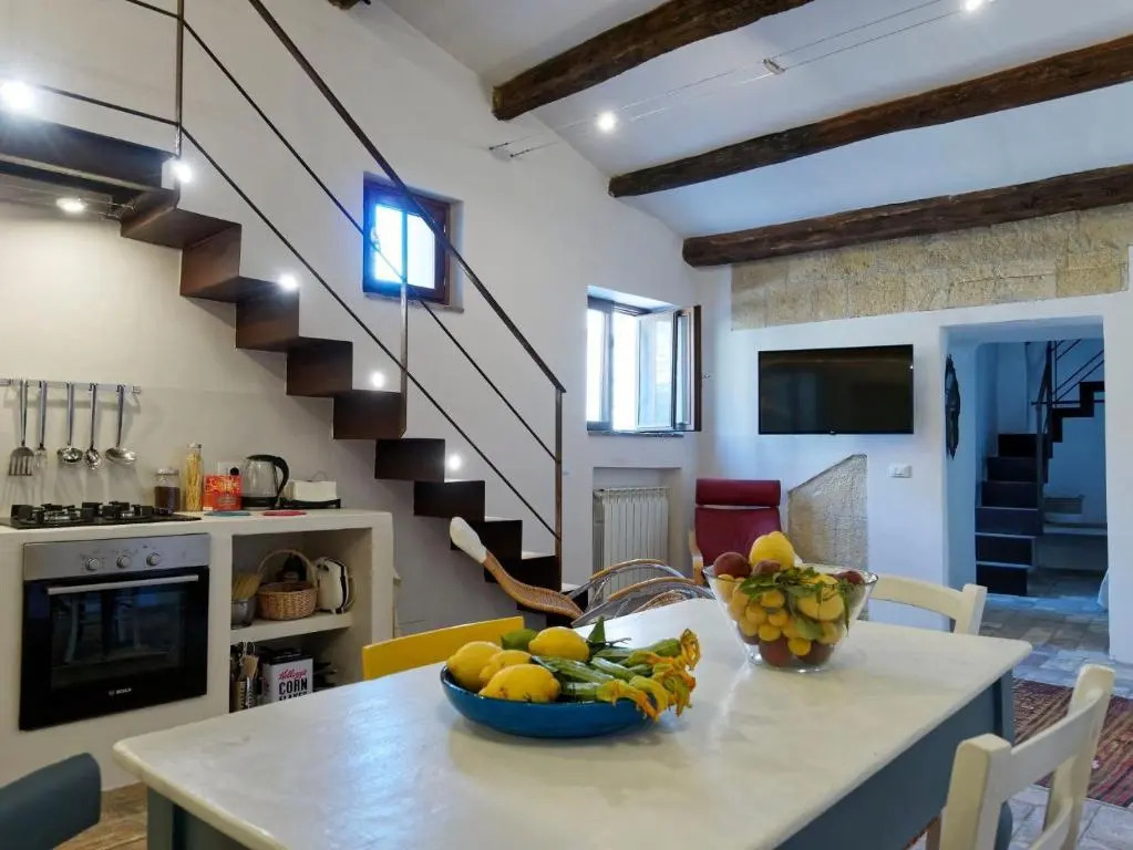 L’Arrocco - La Torre col Mare sul Tetto