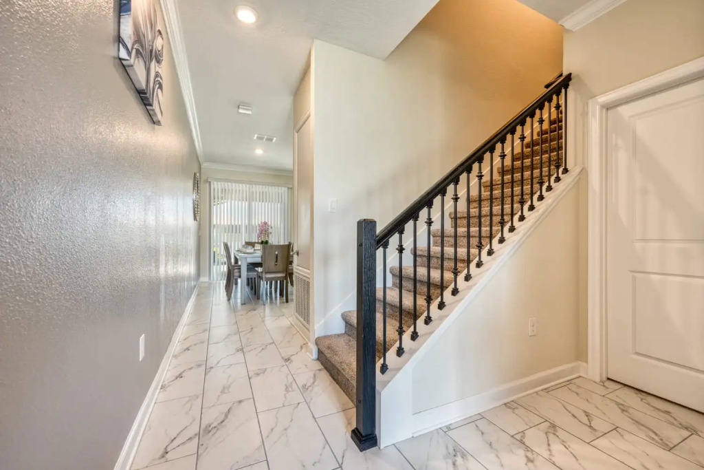 Super nice and spacious home with private pool near Disney