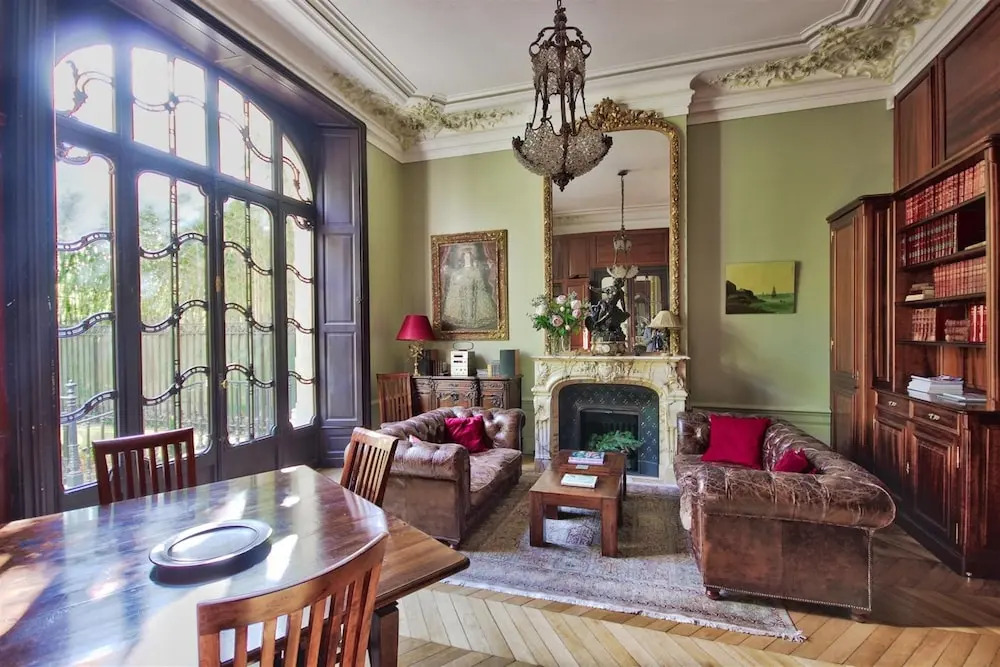 Luxury apartment - garden access Monceau