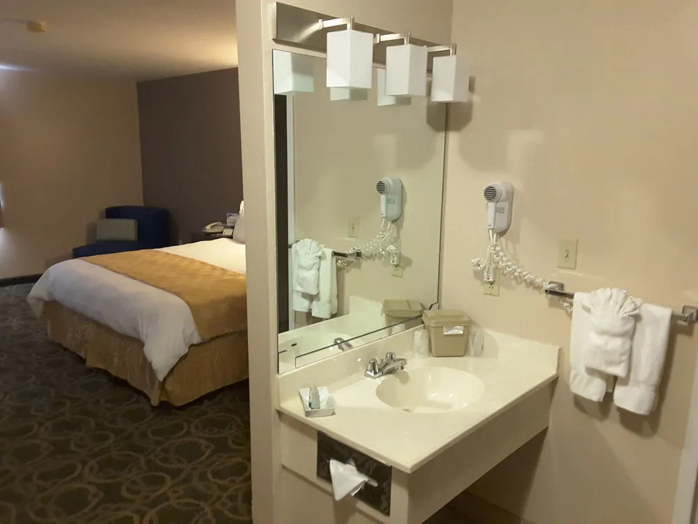 Inn at the Canyons