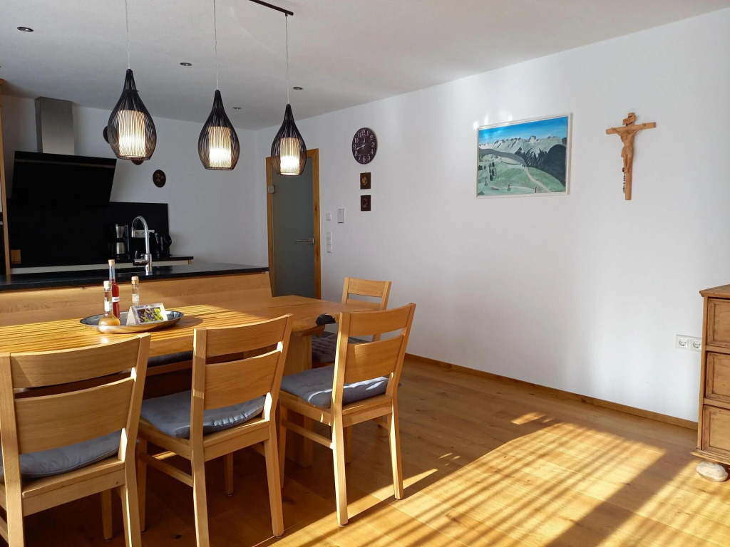 High-quality holiday apartment in Oberkrimml near waterfalls