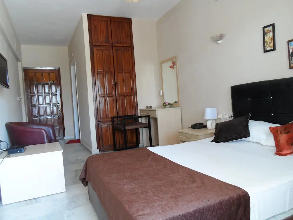 Dora Silan Hotel