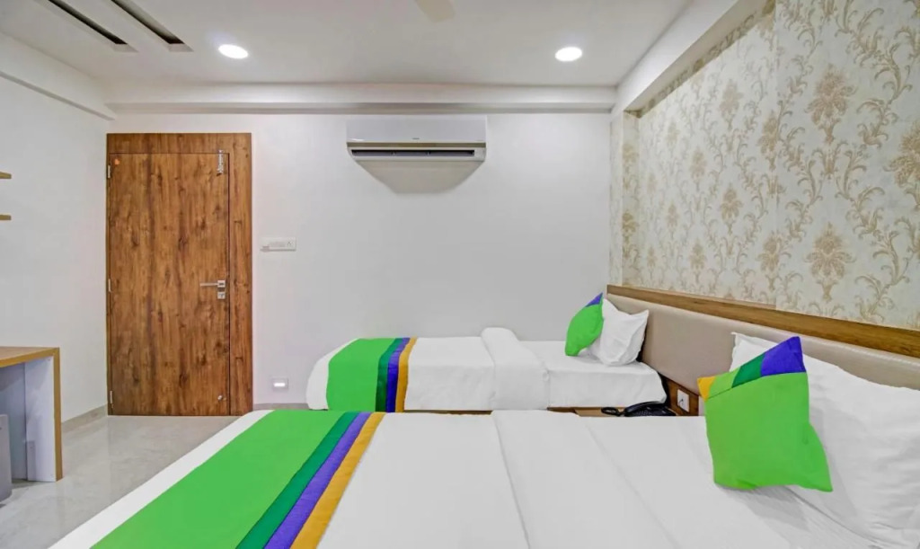 Treebo Chandraprasth Residency