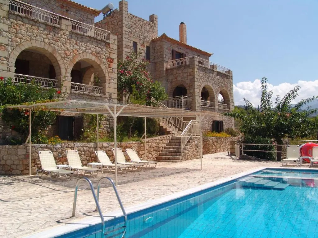 Kolokotronis Hotel & Spa