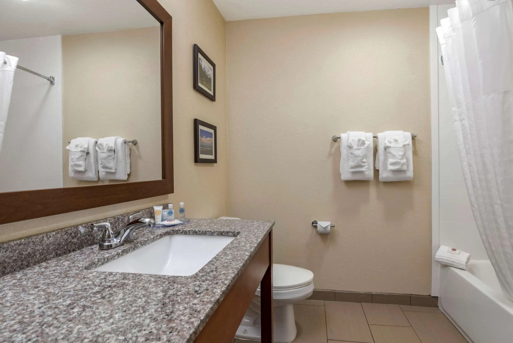 Comfort Inn & Suites Pueblo