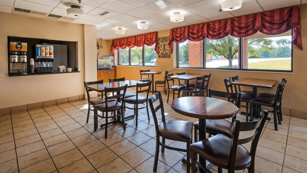 Best Western PLUS Caldwell Inn