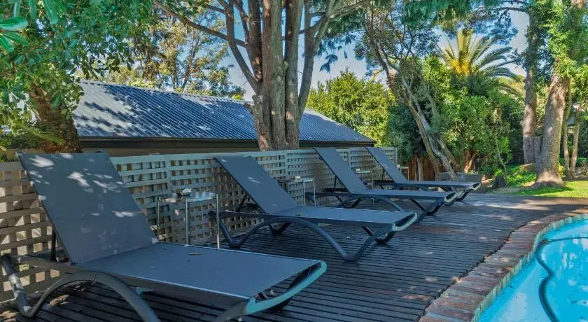 Hout Bay Gem - Elise Way
