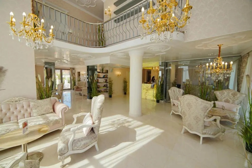 Harmony Suites Saint Vlas