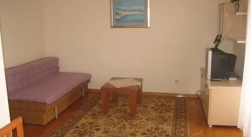 Apartment Skunc