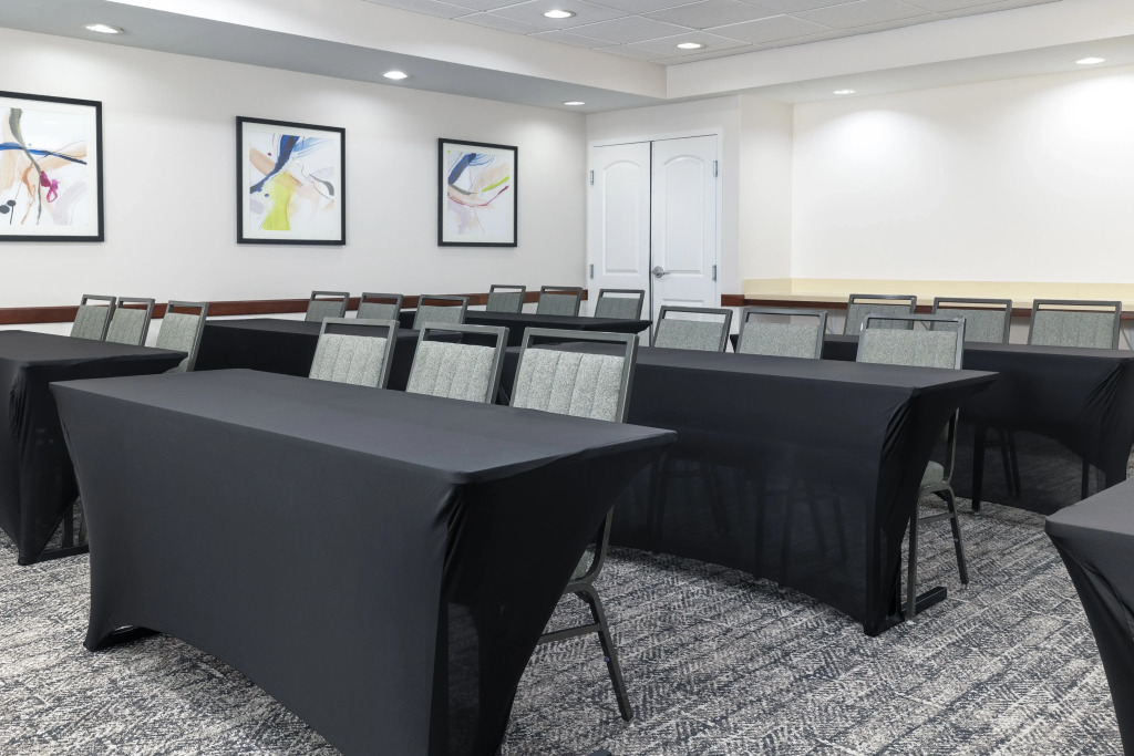 Staybridge Suites Denver - Central Park by IHG