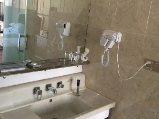 Xianju huadu hotel