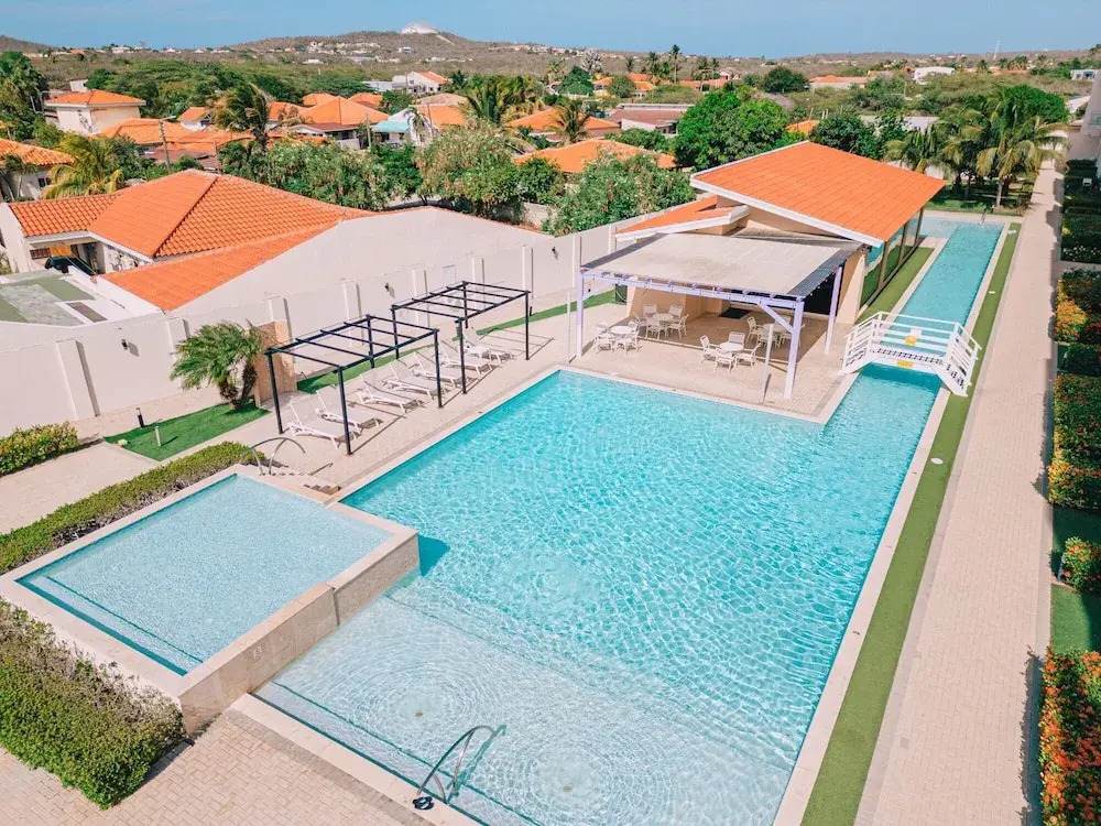 Aruba's Life 303