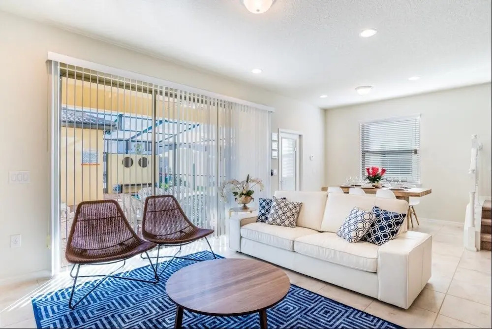 Contemporary 5 Bedroom Townhouse