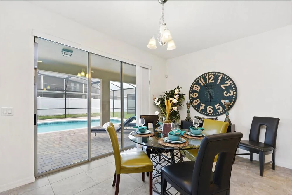Amazing House! - West Haven - 1339YC