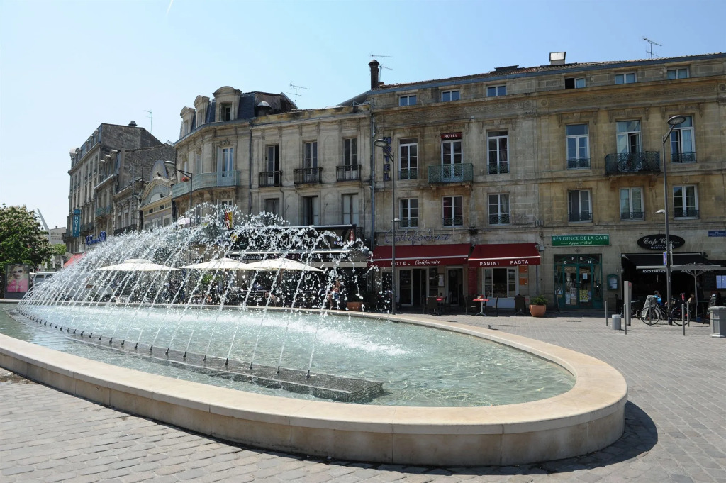 Hôtel ROSA - Bordeaux Centre Gare Saint Jean