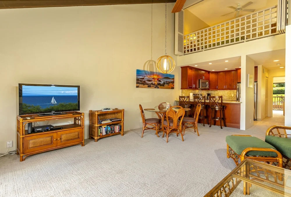 Maui Kamaole a 104 1 Bedroom Condo by Redawning