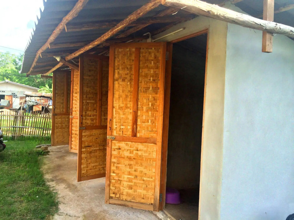 sleepy hut