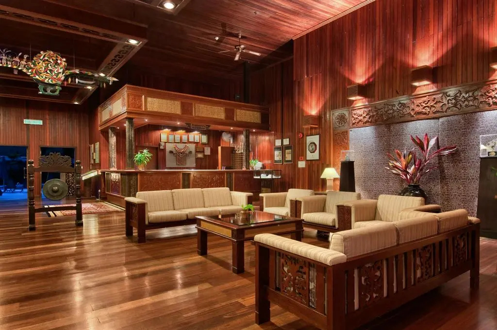 Hotel Longhouse