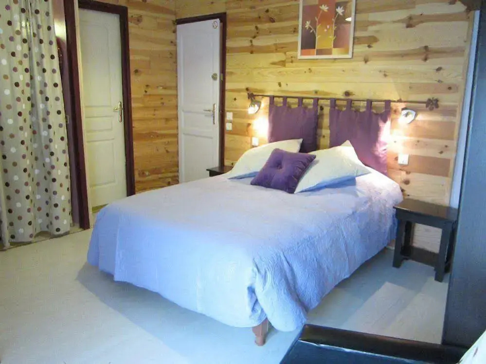 Chambres, Table dHôtes et Gites Les Mesanges