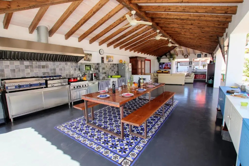 TESS Villa El Mirador