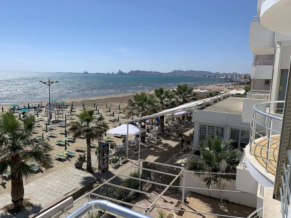 Wave Beachfront Apartments