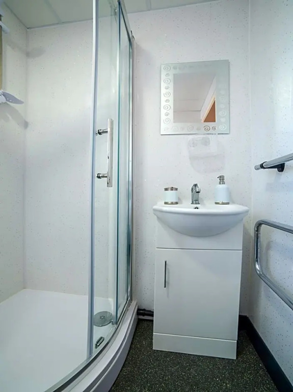 PRESTIGE PLAZA Hotel