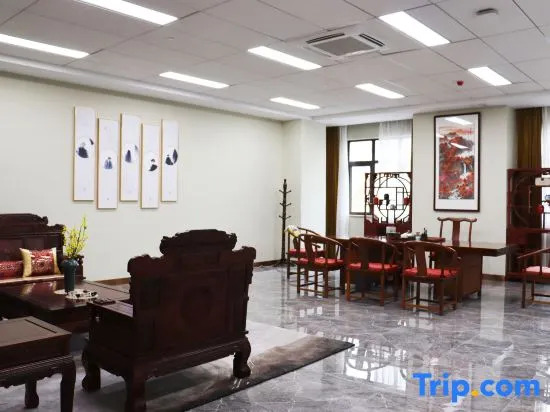Wuhan Jointown White Swan Eco Hotel