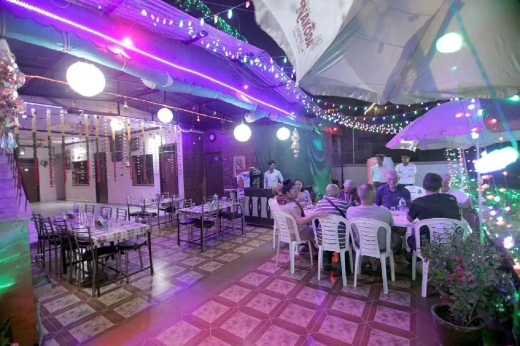 Hotel Rashmi Agra