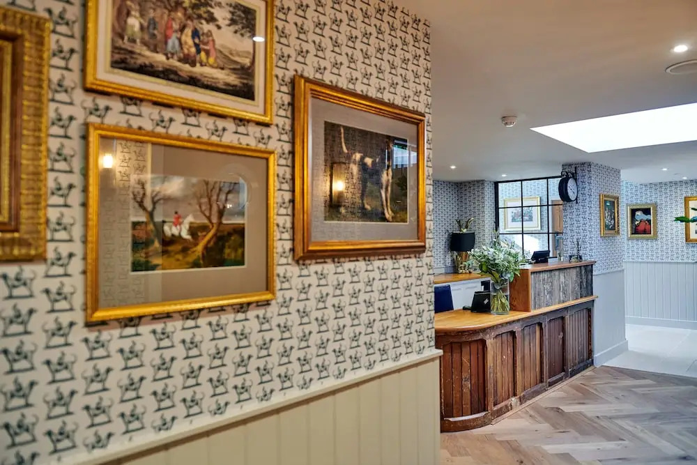 Hare and Hounds - Newbury
