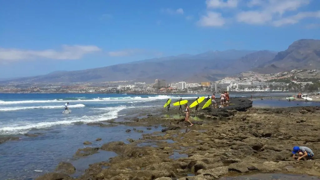 Lovely 1-bedroom apartment with a big terrace, Las Americas, Tenerife