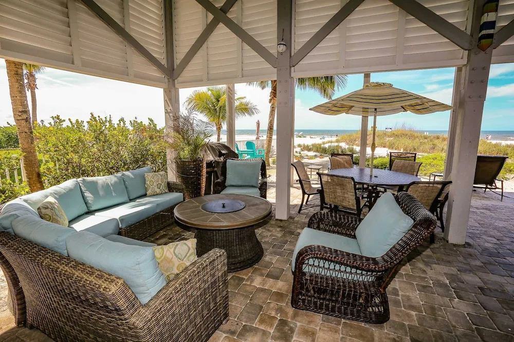 30 Gulf Beach Road Island Girl