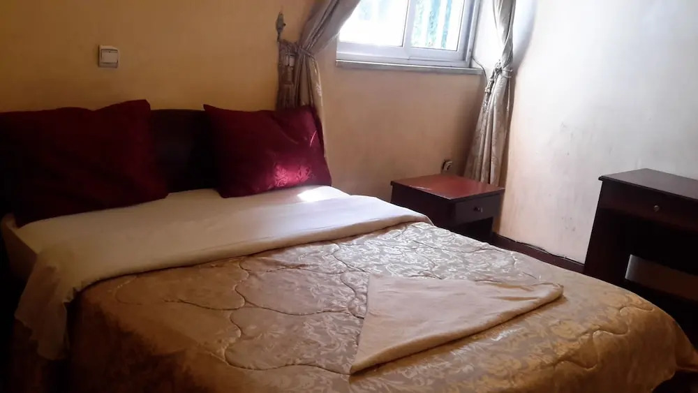 70 Dereja Hotel