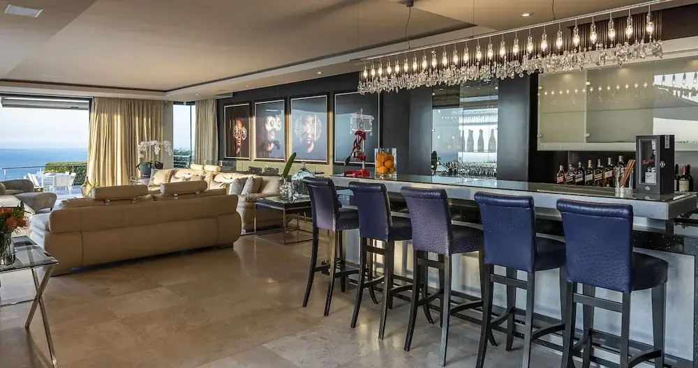 Moondance Villa & Suites