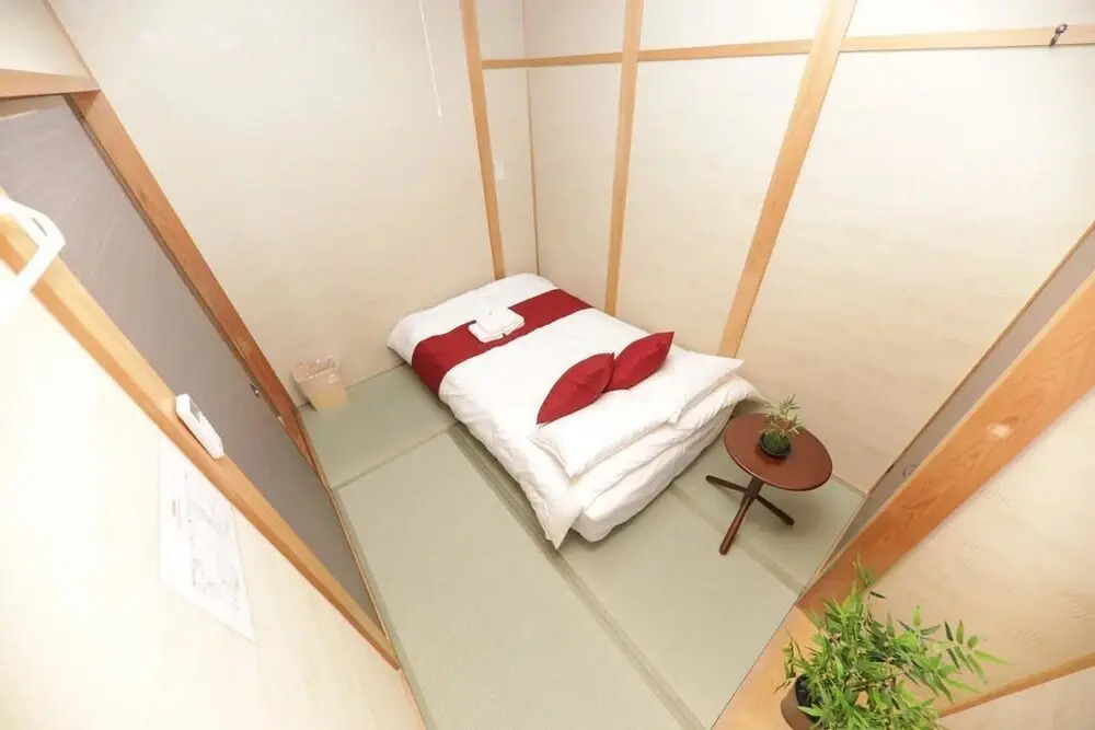 Kanade House part 1 (185-1)