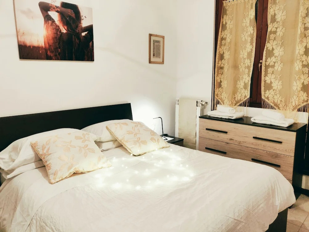 Flat Accogliente Comodo con Ascensore e Parcheggio